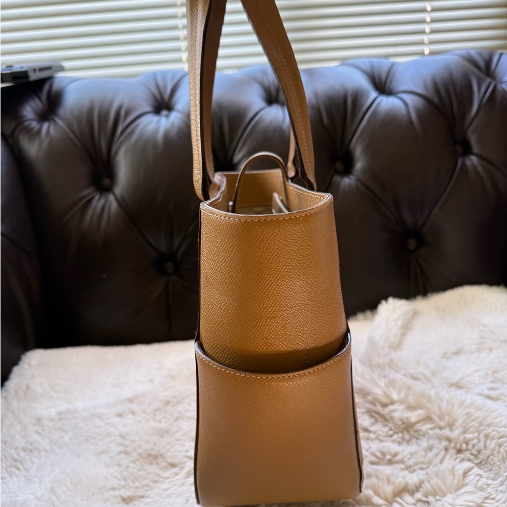 Bally Cube Caramel Saffiano Preloved Bag Quiet Luxury EUC (Handles Need Work) - Picture 3 of 10